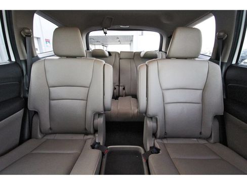 Used 2020 Honda Pilot Touring image 15