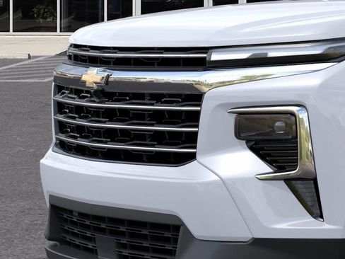 New 2026 Chevrolet Traverse LT w/ Driver Confidence Package FWD image 13
