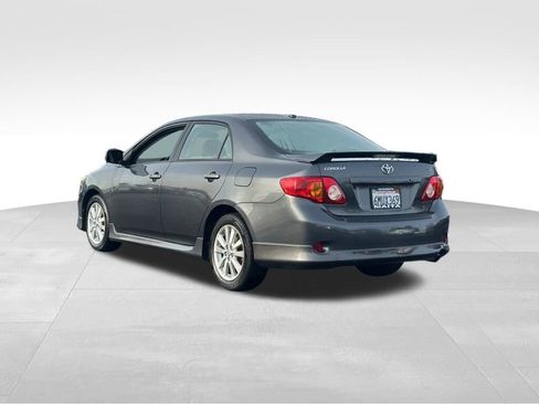 Used 2010 Toyota Corolla S image 6