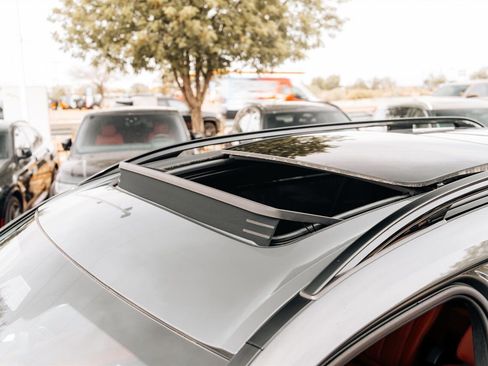 Used 2026 BMW X7 M60i image 36