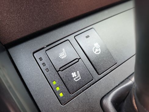 Used 2023 Lexus IS 300 w/ Premium Package RWD image 25