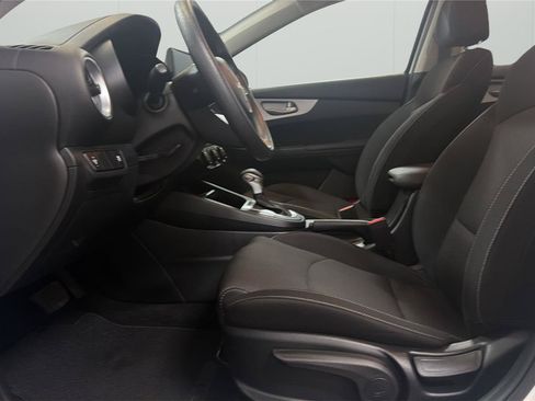 Used 2024 Kia Forte LX FWD image 10