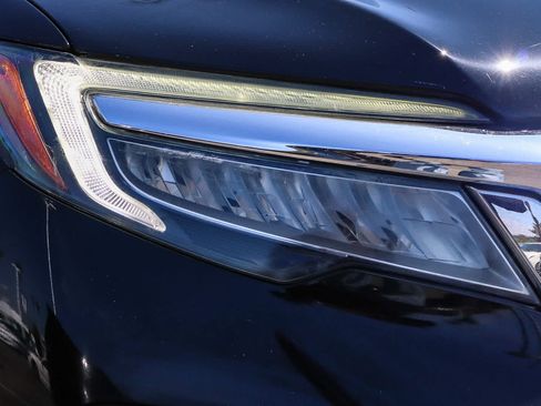 Used 2019 Honda Pilot Elite image 4