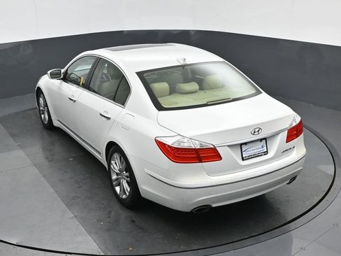Used 2011 Hyundai Genesis 4.6 image 59