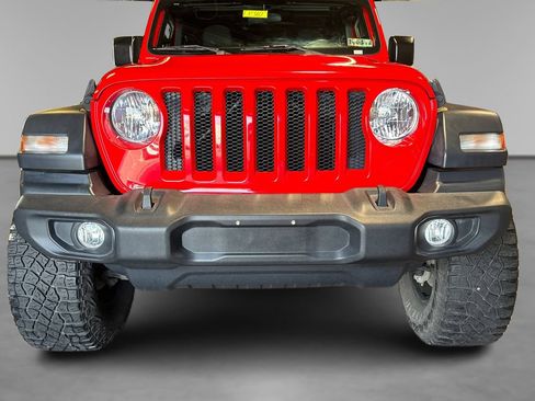 Used 2018 Jeep Wrangler Unlimited Sport S AWD/4WD image 14