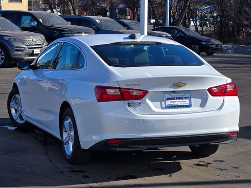 Used 2022 Chevrolet Malibu LS image 13