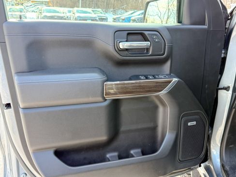 Used 2019 Chevrolet Silverado 1500 LT Trail Boss image 13