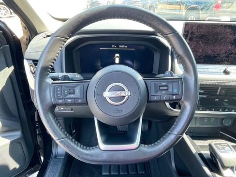 Used 2024 Nissan Rogue SL w/ SL Premium Package FWD image 11