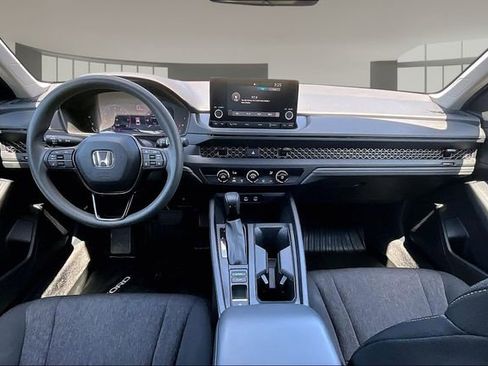 Used 2023 Honda Accord LX image 7