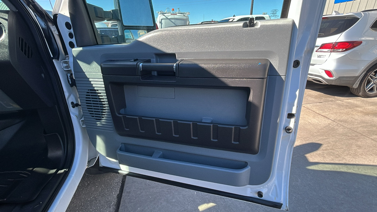Used 2016 Ford F250 XL w/ Power Equipment Group AWD/4WD image 15