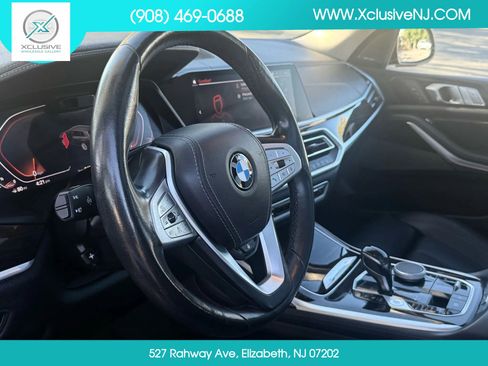 Used 2020 BMW X7 xDrive40i w/ Premium Package image 9