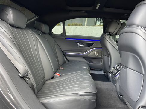 Used 2022 Mercedes-Benz S 500 4MATIC image 18