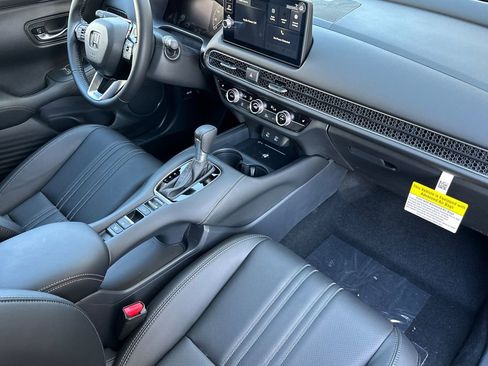 New 2026 Honda HR-V EX-L image 17