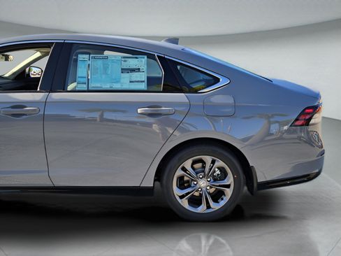 New 2025 Honda Accord EX-L image 38