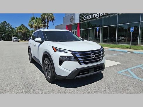 Used 2024 Nissan Rogue SV FWD image 18