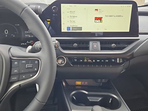 New 2026 Lexus UX 300h AWD image 15