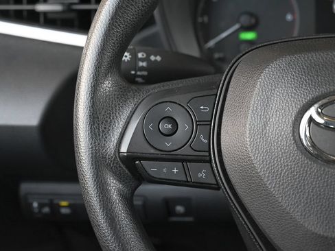 Used 2024 Toyota Corolla LE FWD image 17