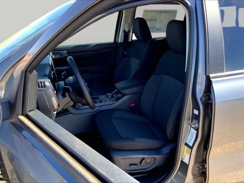 New 2026 Ford Ranger XLT w/ Equipment Group 301A High AWD/4WD image 9