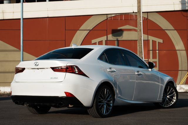 Used 2015 Lexus IS 250 w/ Navigation System Package RWD image 25