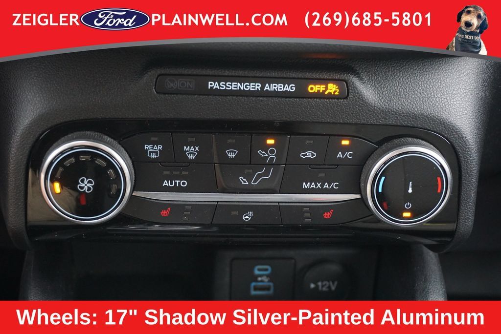 Used 2022 Ford Escape SE w/ Cold Weather Package FWD image 22