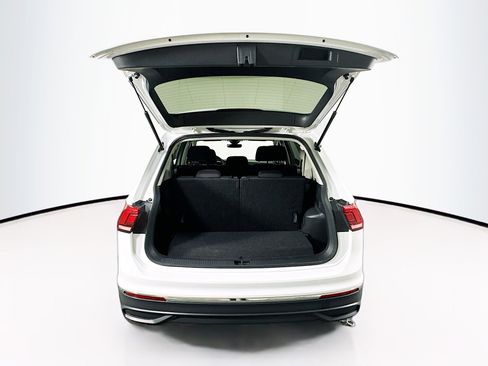 Used 2024 Volkswagen Tiguan S image 28
