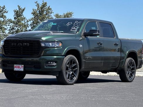 New 2026 RAM 1500 Laramie AWD/4WD image 7