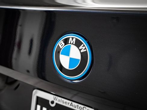 Used 2024 BMW i5 M60 w/ Premium Package image 19