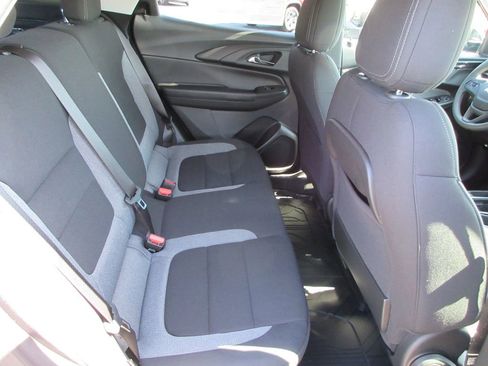 New 2026 Chevrolet TrailBlazer LT w/ LPO, Blackout Package FWD image 16