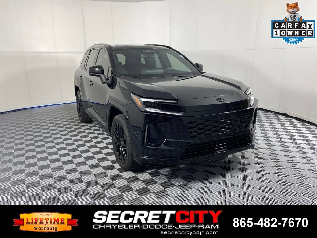 Used 2026 Toyota RAV4 XSE w/ Weather Package AWD/4WD image 1
