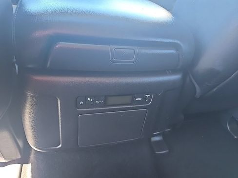 Used 2024 Nissan Armada SL w/ Captain's Chairs Package AWD/4WD image 26