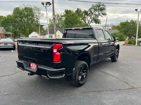 Used 2021 Chevrolet Silverado 1500 Custom Trail Boss w/ LPO, Dark Essentials Package AWD/4WD image 6