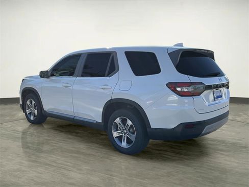 New 2025 Honda Pilot EX-L image 5