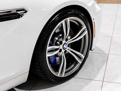 Used 2017 BMW M6 Coupe image 48