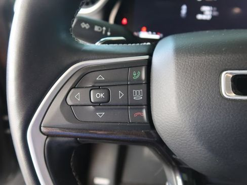 Used 2021 Jeep Grand Cherokee L Laredo AWD/4WD image 21