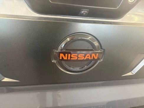 Used 2021 Nissan Titan PRO-4X w/ Pro-4x Convenience Package AWD/4WD image 21