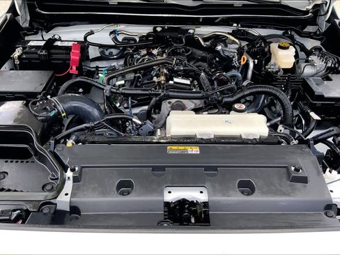 Used 2024 Toyota Tacoma TRD Off-Road image 30