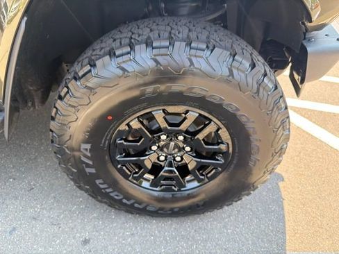 Used 2024 Ford Bronco Raptor AWD/4WD image 31