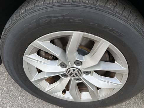 Used 2016 Volkswagen Passat 1.8T S FWD image 21
