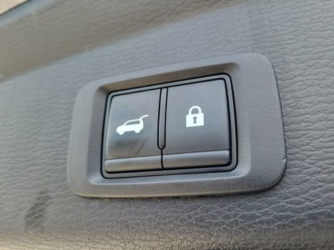 Used 2024 Mitsubishi Outlander SE AWD/4WD image 7