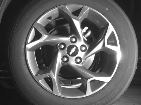 Used 2025 Chevrolet Trax LT FWD image 14
