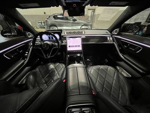 Used 2022 Mercedes-Benz Maybach S 580 Maybach S 580 w/ Manufaktur Leather Package image 31
