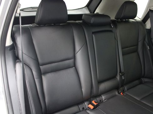 Used 2024 Nissan Rogue SL image 23