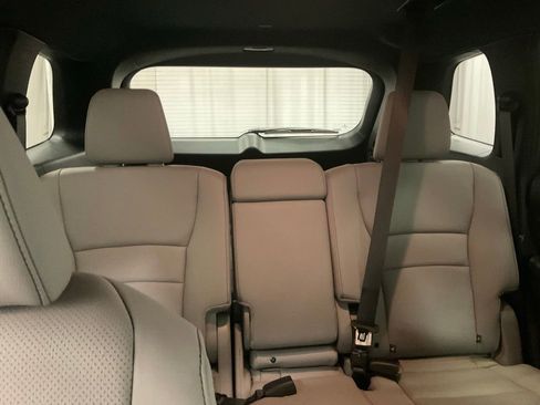 Used 2024 Honda Passport EX-L image 28