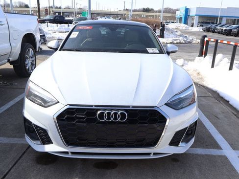 Used 2021 Audi A5 2.0T Premium image 2