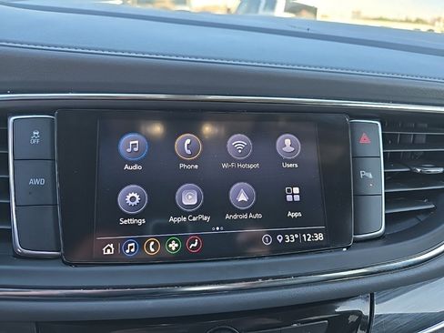 Used 2021 Buick Enclave Essence image 31