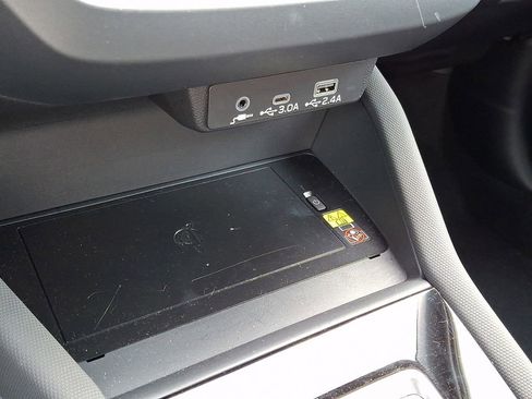 Certified 2025 Subaru Forester Limited image 23