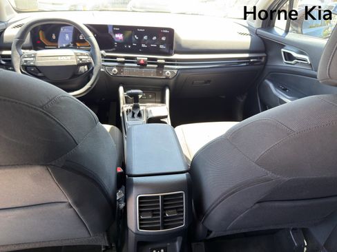 New 2026 Kia Sportage LX FWD image 23