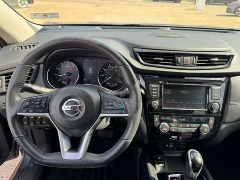 Used 2020 Nissan Rogue SL AWD/4WD image 12