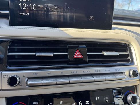 Certified 2026 Genesis G70 2.5T Prestige image 23