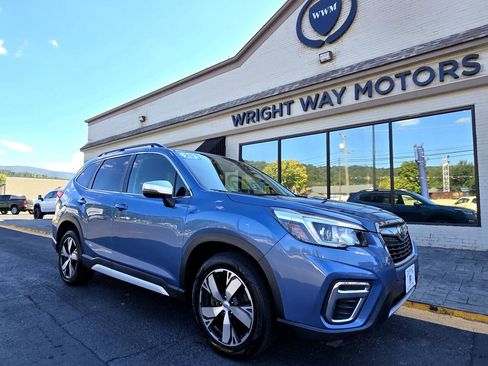 Used 2020 Subaru Forester Touring image 2